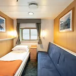 24hrs Northern Lights & Whale Watching Cruise Bådhotel Tromsø
