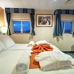 船屋 24hrs Northern Lights & Whale Watching Cruise 特罗姆瑟